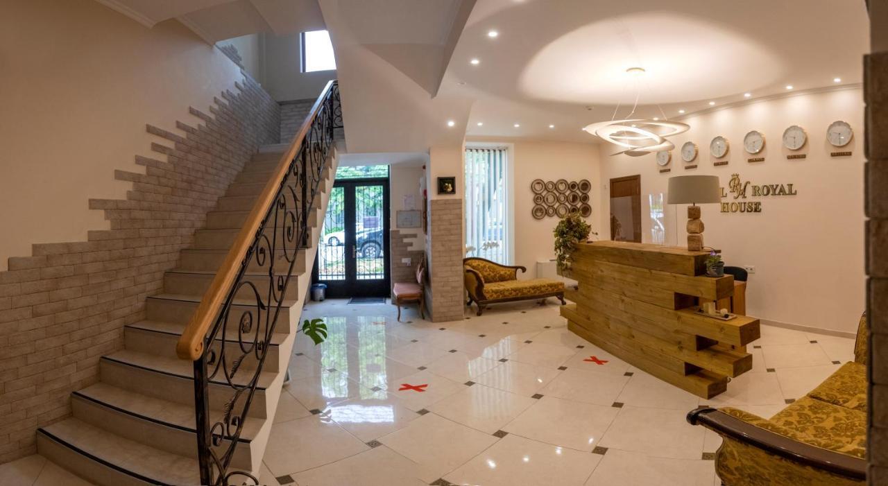 Royal House Ξενοδοχείο Γκόρι Εξωτερικό φωτογραφία