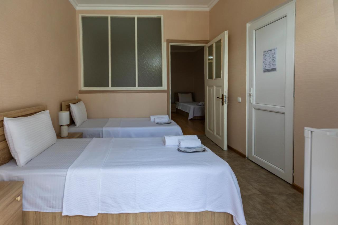 Royal House Ξενοδοχείο Γκόρι Εξωτερικό φωτογραφία
